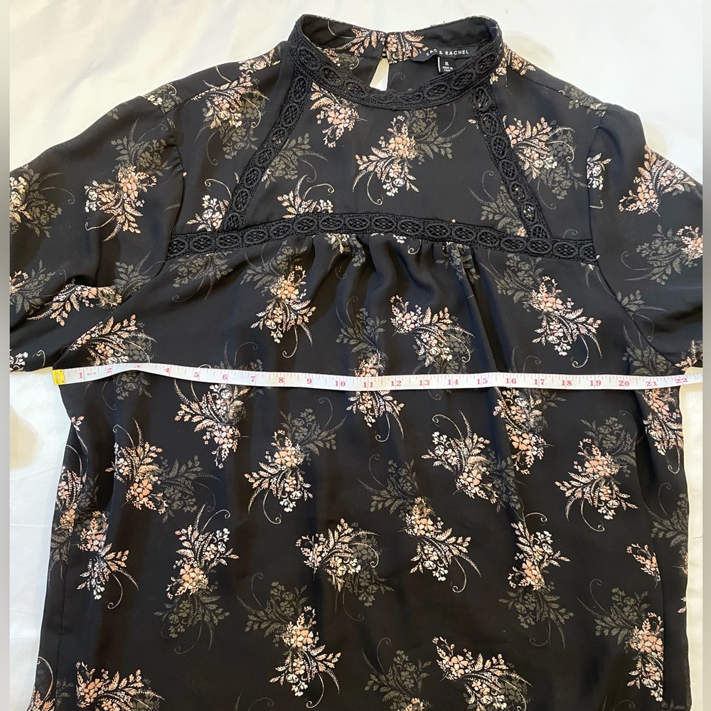 Zac & Rachael size XL black floral long sleeve wrist cuff blouse - Picture 7 of 12